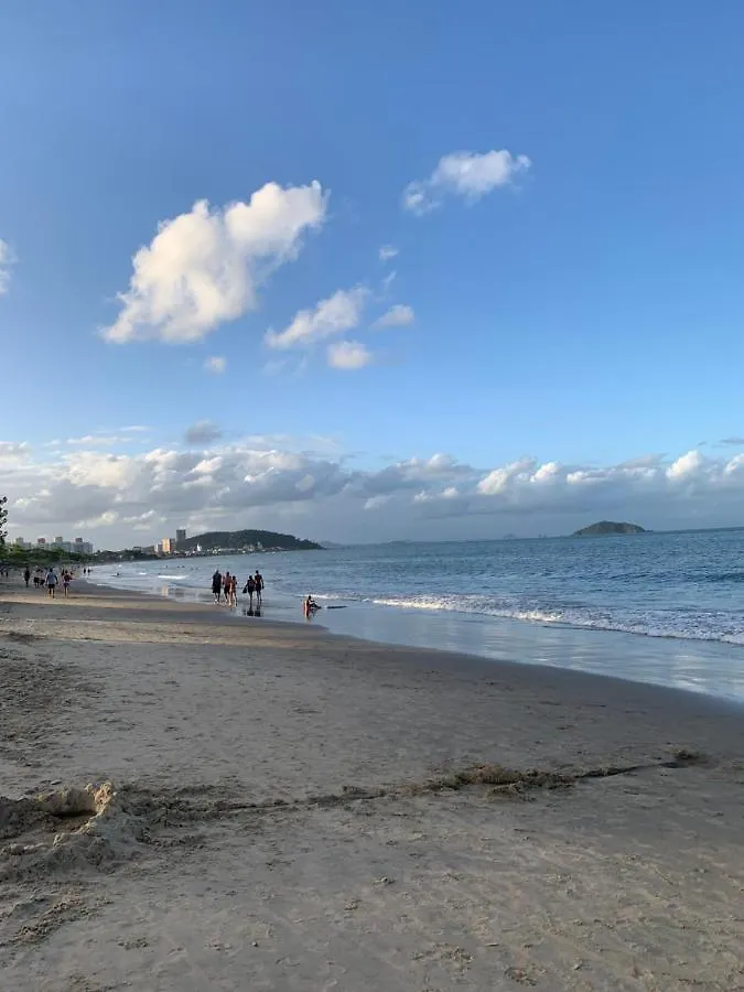 Quarto em Acomodações Particulares Apto e Suítes Praia do Itapocoroi Penha