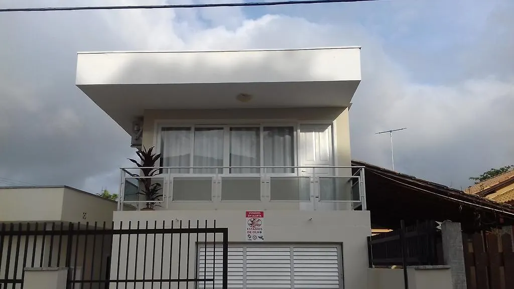 Apto E Suites Praia Do Itapocoroi Penha  0*, Penha (Santa Catarina)